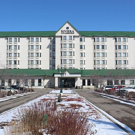 Hotel Divya Sutra Plaza And Conference Centre Calgary Airport Esterno foto